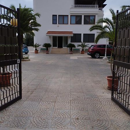 Villa Erry Trani Exterior photo