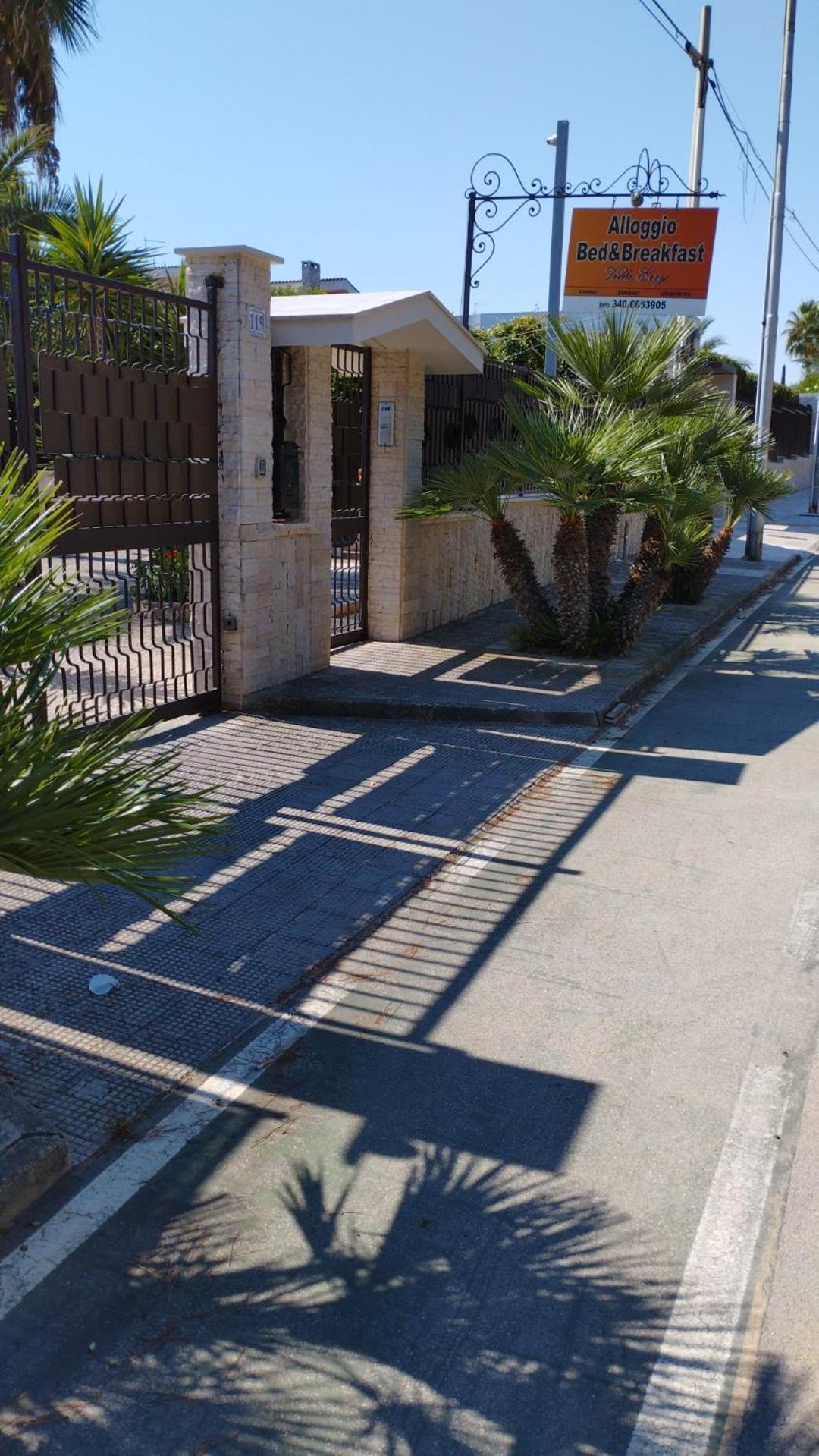 Villa Erry Trani Exterior photo
